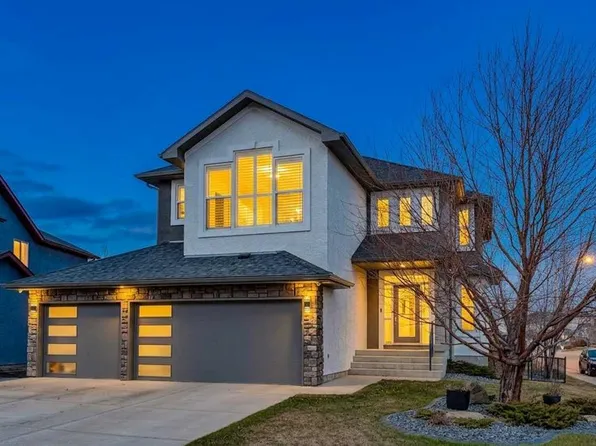 385 S Rainbow Falls Way, Chestermere, AB T1X 1S6
