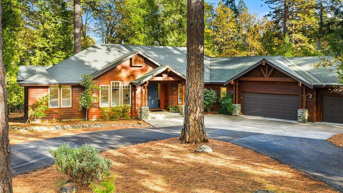 11189 Crystal View Hts photo 1