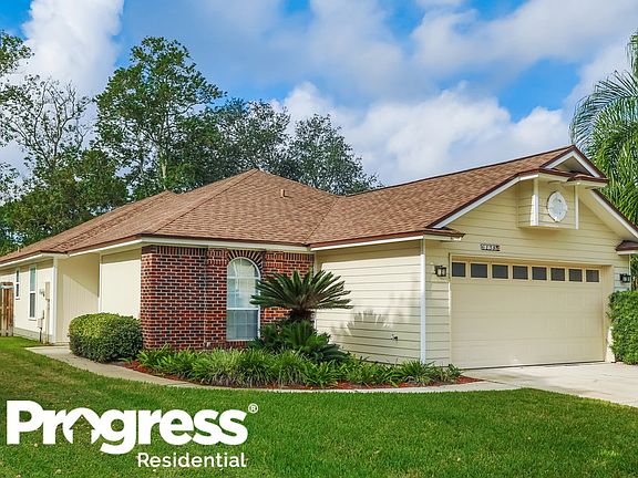 3rd image of 6138 Alpenrose Ave
