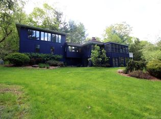 47 Old Bridge Rd, Brookfield, CT 06804