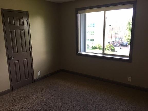 5th image of 1666 J St #103