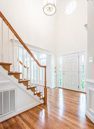 2nd image of 4701 Harvest Glen Way