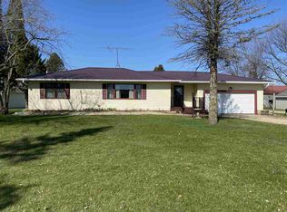 1040 S State St, Denver, IA 50622