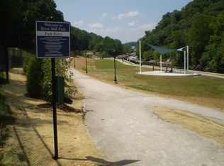 229 Mill St, OCCOQUAN, VA 22125