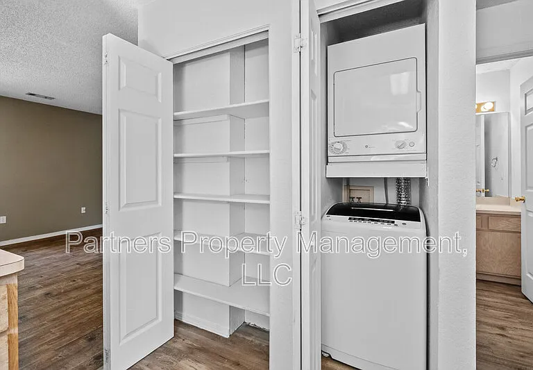 1621 N Leverett Ave #7 — Photo 19