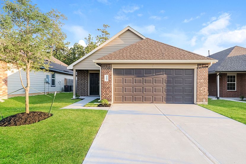 1st image of 2181 Middle Ridge Dr