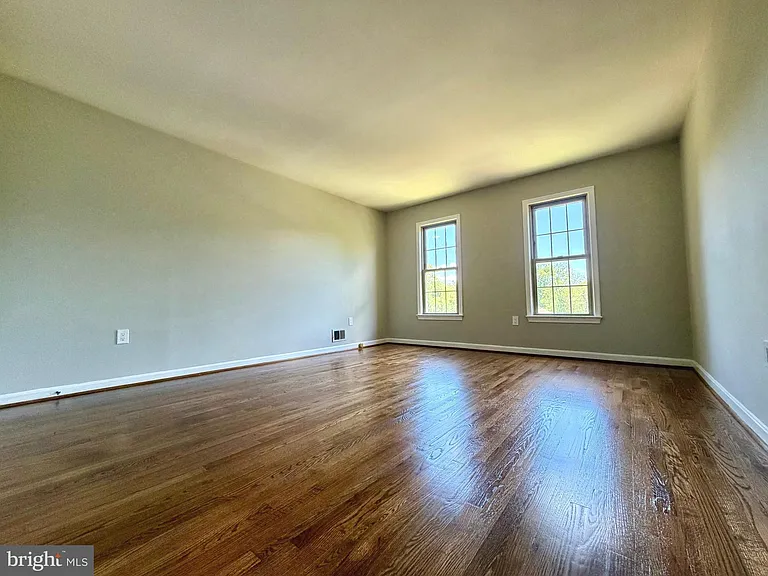 9106 Jones Mill Rd — Photo 20