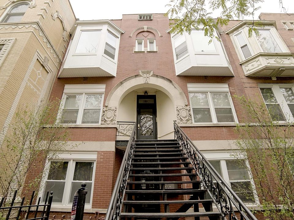 1st image of 2316 W Superior St #3