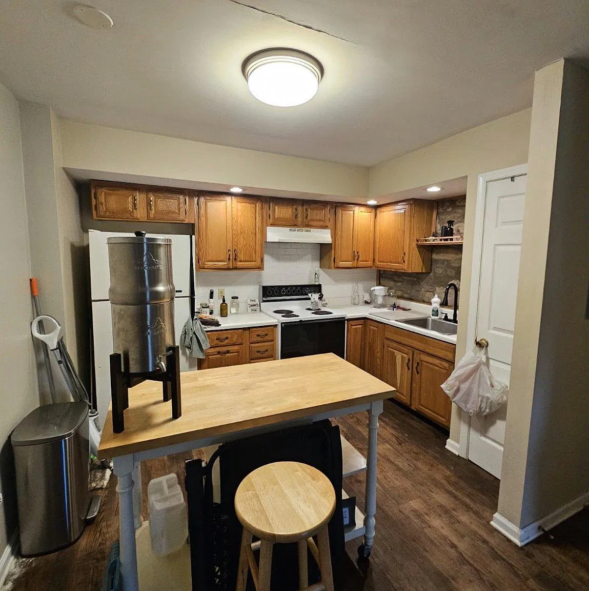 1 bed, 1.0 bath, 500 sqft, $1,275 — Photo 2