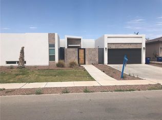 5621 N Valley Laurel St, El Paso, TX 79932