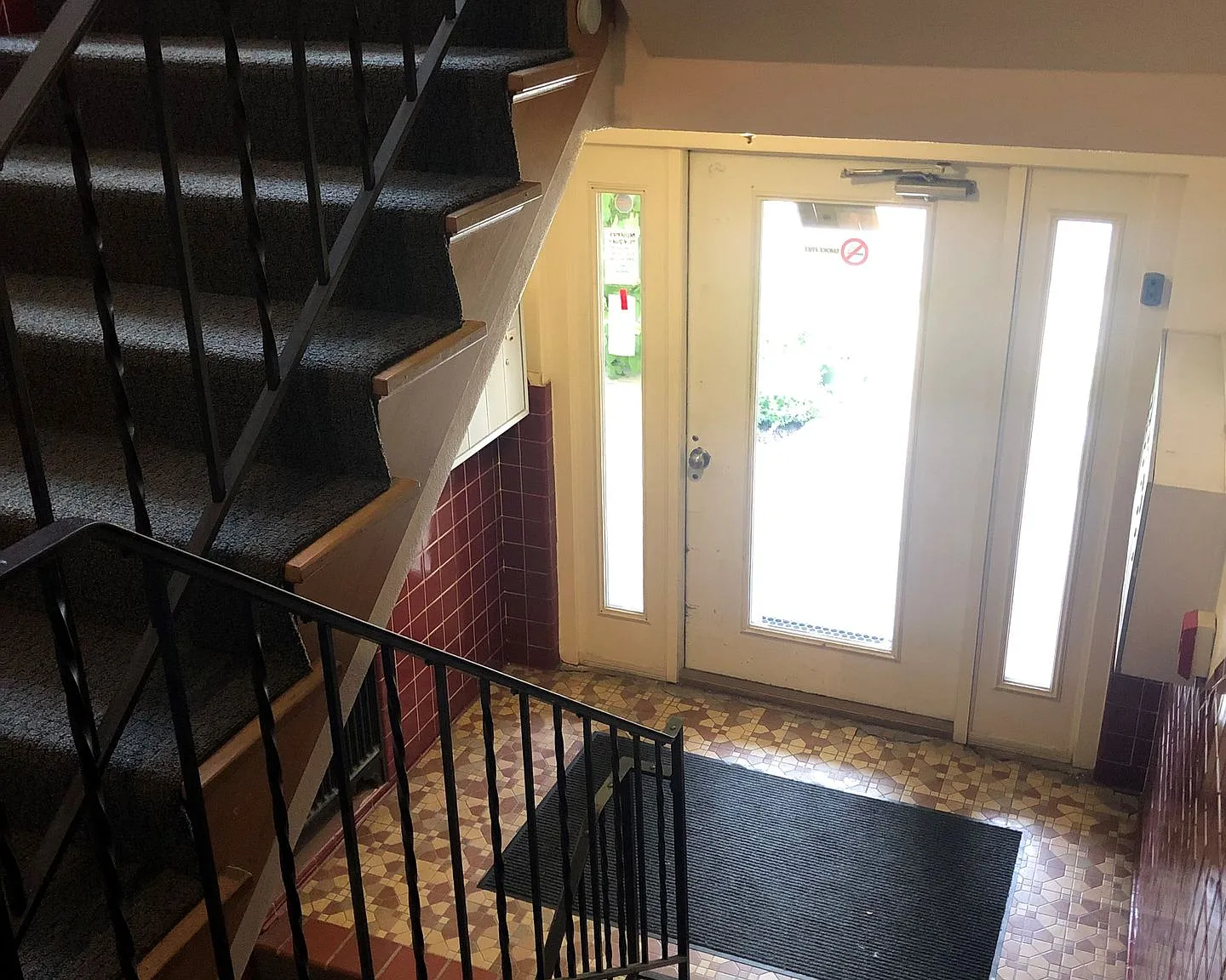 4610 Bryant Ave S — Photo 1