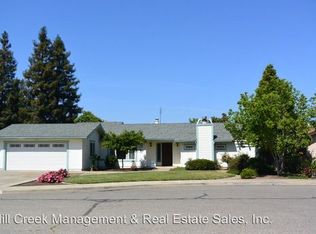 1221 S Maple Ct, Visalia, CA 93292