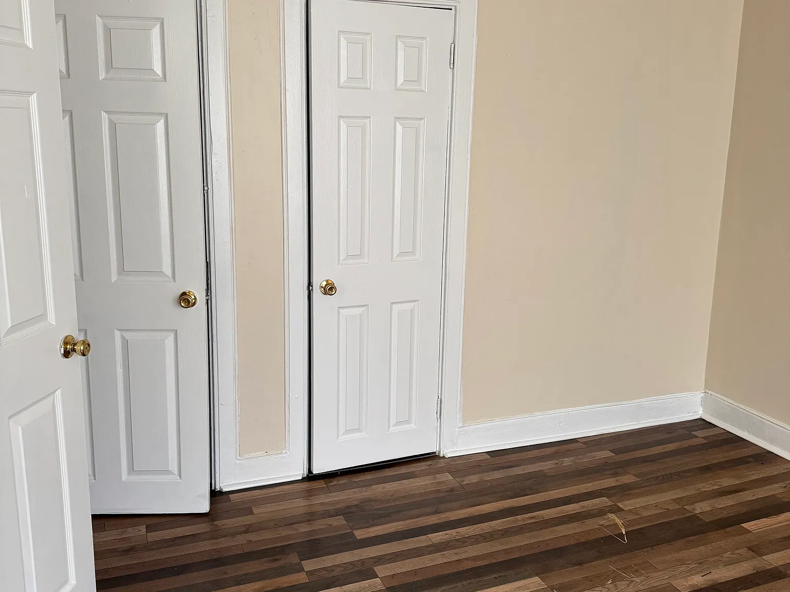 1015 Lehman St — Photo 3