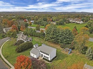 11 Coventry Cir, Flemington, NJ 08822