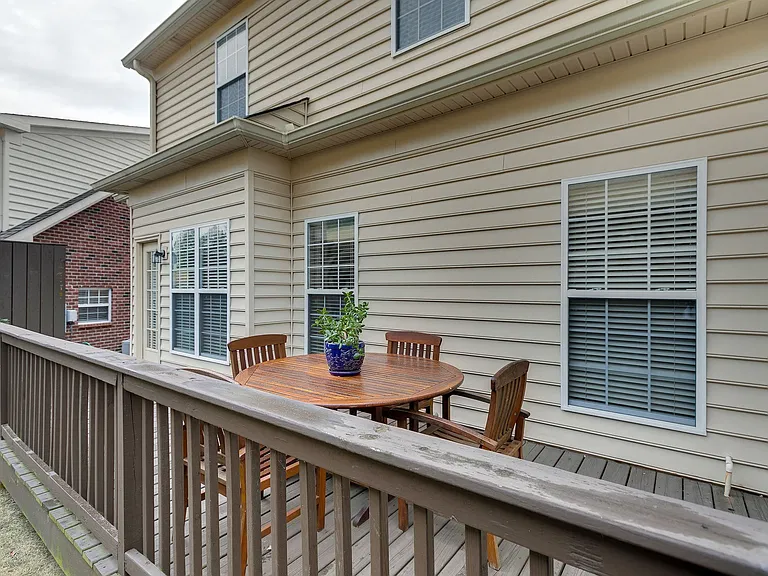 1870 Brentwood Pointe — Photo 10