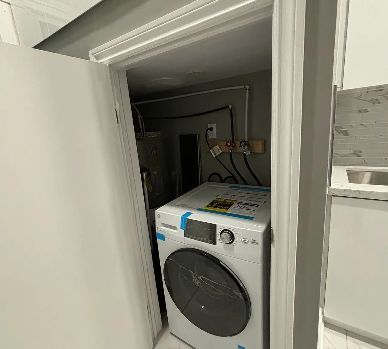 1 bed, $1,800 — Photo 2