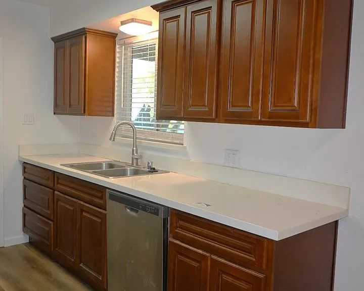 2620 Fernandez Dr — Photo 6