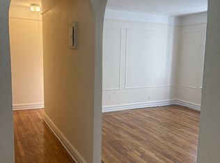34-06 45th St #1R, Long Island City, NY 11101