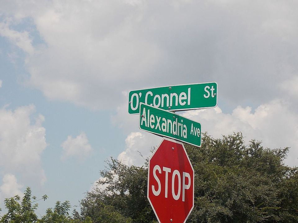 1st image of O'Connell St