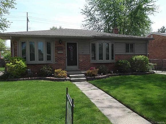 1st image of 28438 Park Ct