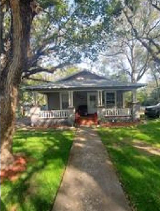 1st image of 1110 E Louisiana Ave