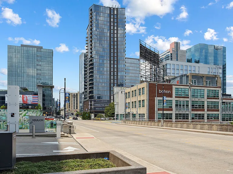1212 Demonbreun St #2504 — Photo 47