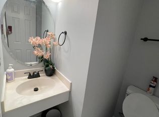 2700 Hunters Gate Ter, Silver Spring, MD 20904