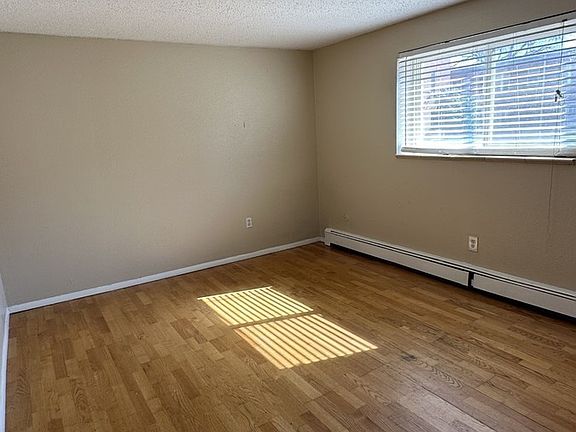 3rd image of 1148 N Washington St #6