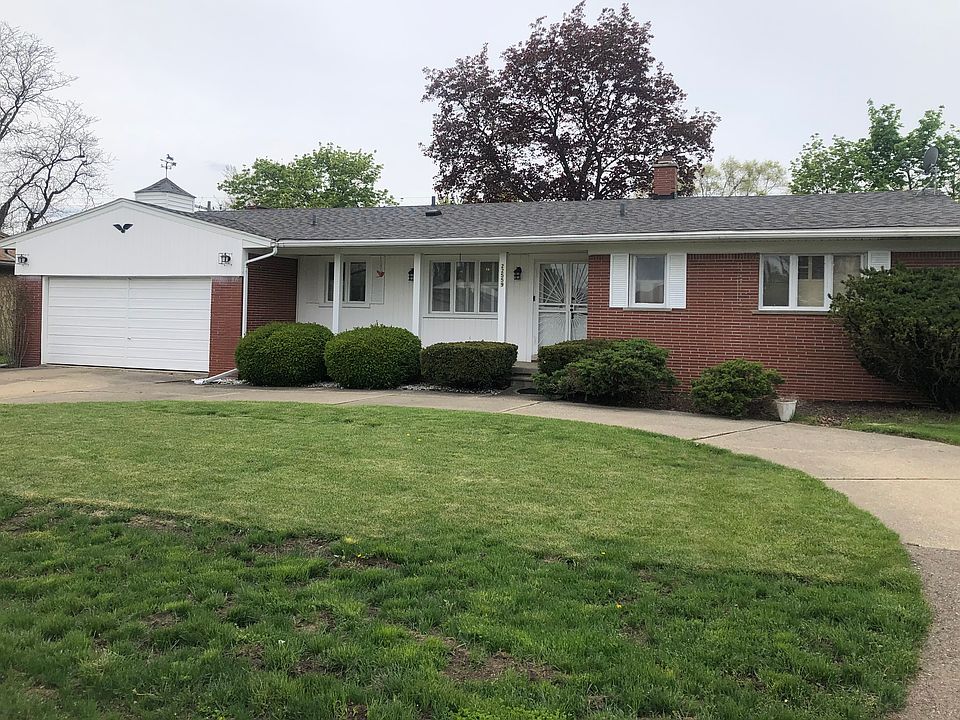1st image of 22559 Avon Ln
