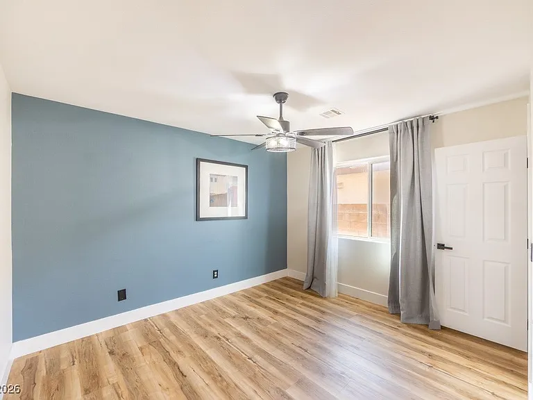 8217 Cabin Springs Ave — Photo 26