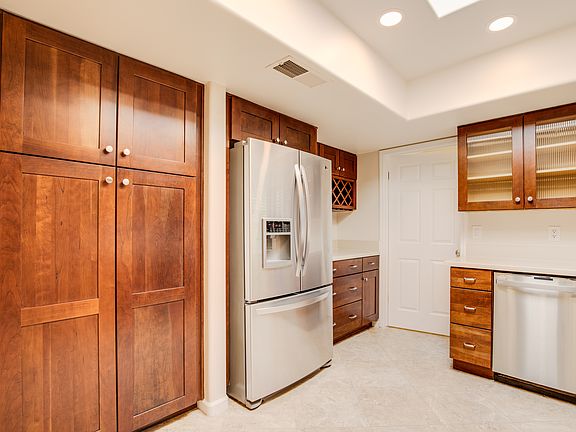 3rd image of 8538 N 84th Pl