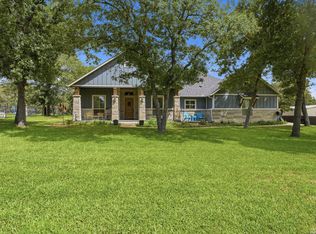 199 CHAMPIONS BLVD, La Vernia, TX 78121