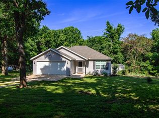 12581 Greasy Valley Rd, Prairie Grove, AR 72753