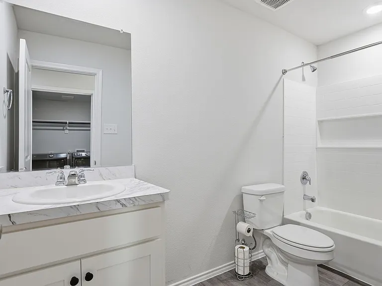 853 Eagles Nest Dr — Photo 17