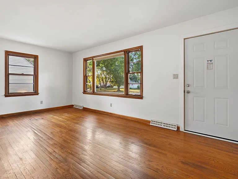 2412 Midway Dr — Photo 13