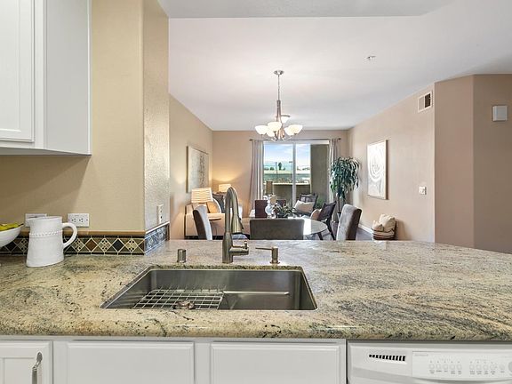 3rd image of 809 Auzerais Ave Unit 134