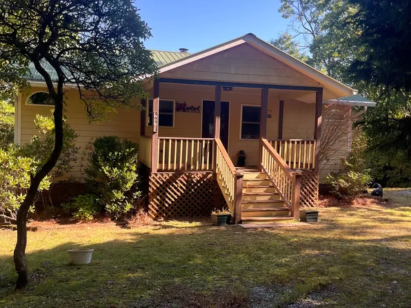 465 Confederate Dr, Clayton, GA 30525