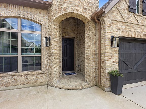 3rd image of 3437 Ridgecross Dr