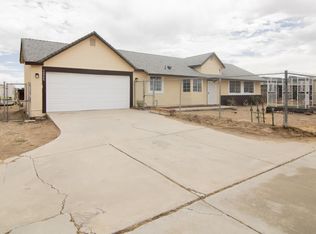 40906 159th St E, Lake Los Angeles, CA 93535
