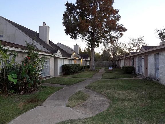 2nd image of 7927 W Airport Blvd