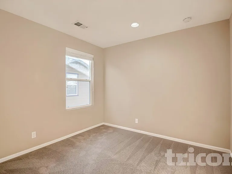 2172 Willow Ct — Photo 15