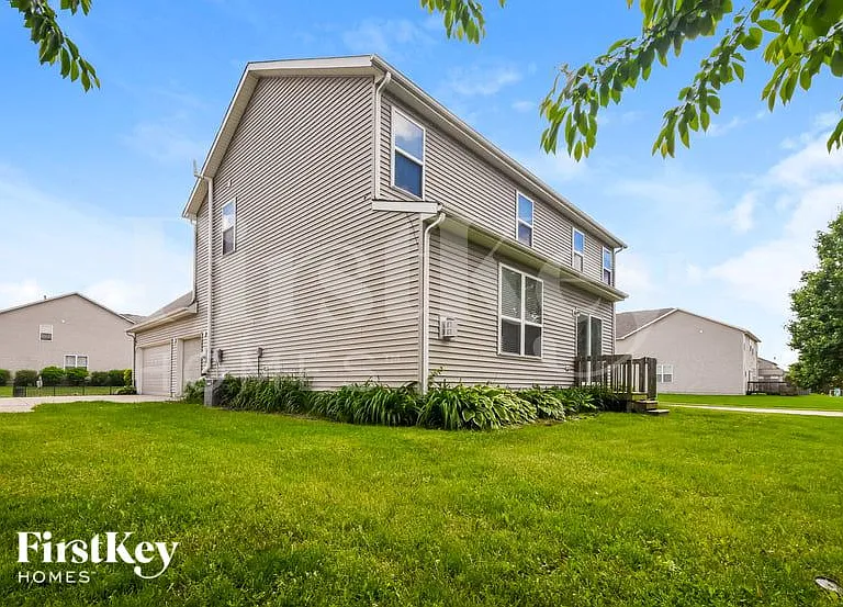 6240 Eagle Lake Dr — Photo 15