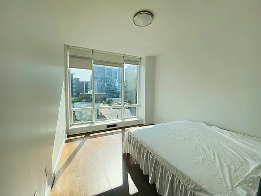 Rented by MaxInvest Real Estate, Inc. | media 29