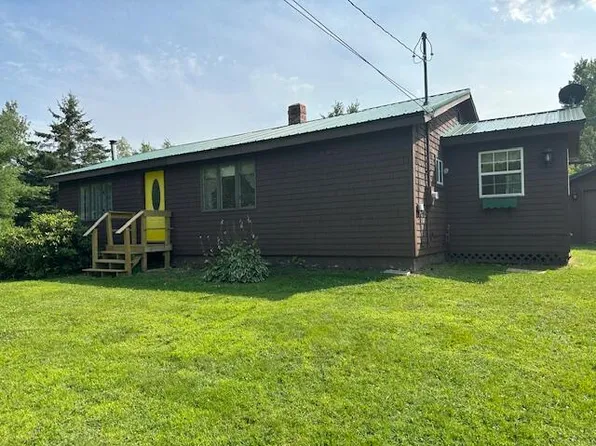 109 Black Road, Corinth, ME 04427