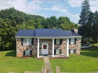 400 Cedar Crest Dr, Ripley, WV 25271
