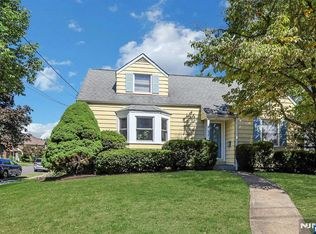 2-01 Morlot Ave, Fair Lawn, NJ 07410