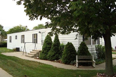 2nd image of 7755 Nightingale Dr SE