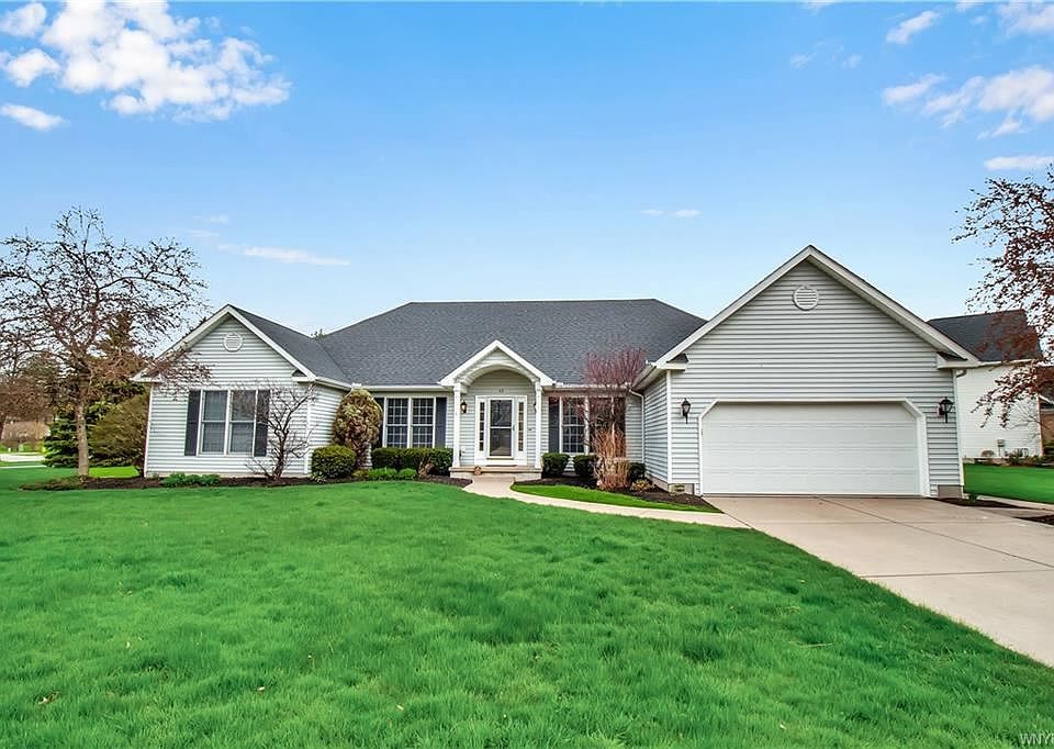 1st image of 49 Forestglen Cir