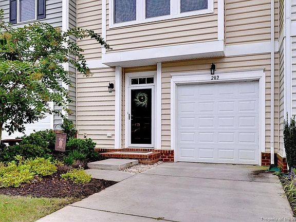 3rd image of 202 Prosperity Ct