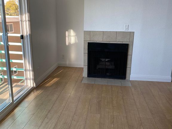 2nd image of 2550 S Barrington Ave #203